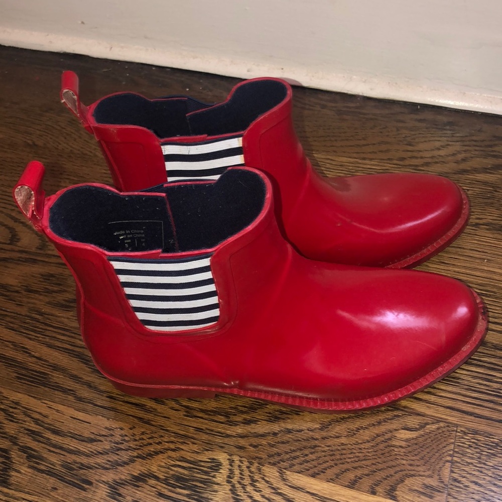 Red rain booties